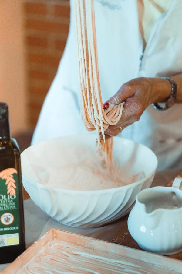 Montefollonico Agriturismo Belagaggio מראה חיצוני תמונה