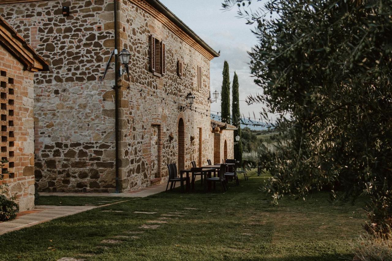 Montefollonico Agriturismo Belagaggio מראה חיצוני תמונה